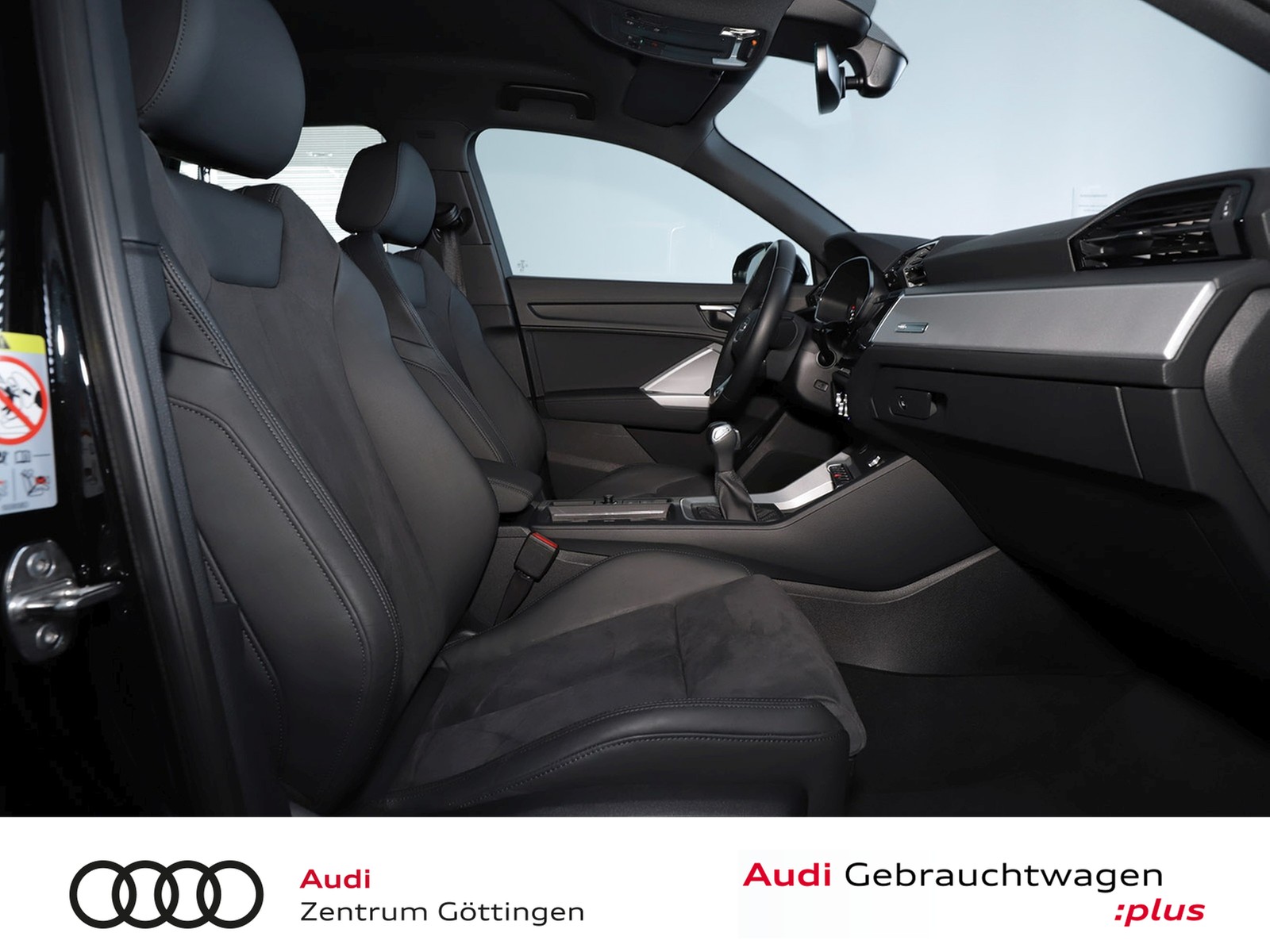 Fahrzeugabbildung Audi Q3 S line 35 TFSI S tronic +AHK+SOUND+NAVI